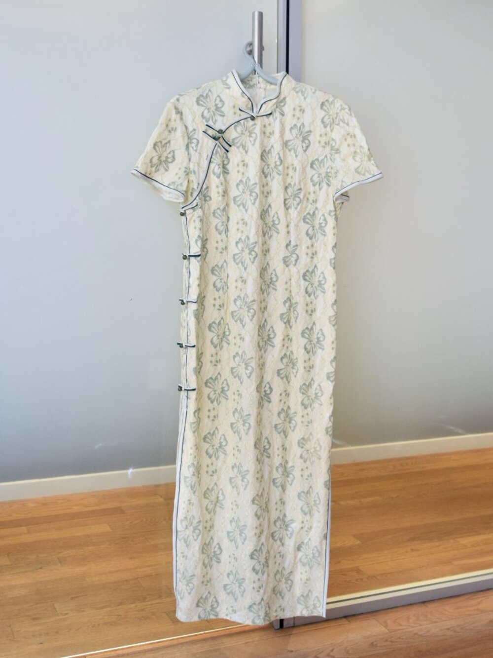 White Lace Green Flora Qipao Dress - Chinese Traditional Cheongsam
